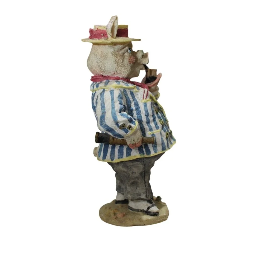 Victor Bacon Pig Figurine‎ 1993 International Resourcing VA07 Pipe Gentleman